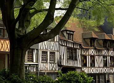 Timber-framed houses in the restored city centre, Rouen, Haute Normandie (Normandy), France, Europe