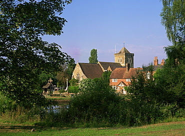 St. Mary's church, cottages and village pond, Chiddingfold, near Haslemere, Surrey, England, United Kingdom, Europe