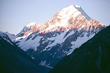 Mount Cook in the setting sun, Mount Cook National Park, Canterbury, Southern Alps, South Island, New Zealand, Pacific