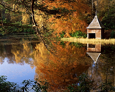 Loch Dunmore, near Pitlochry, Perthshire, Highland region, Scotland, United Kingdom, Europe