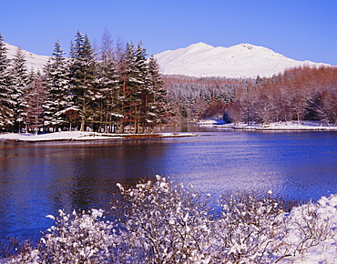 Loch Iubair in winter, near Crianlarich, Central Region, Scotland, UK, Europe