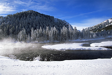 River in winter, Refuge Point, West Yellowstone, Montana, United States of America (U.S.A.), North America