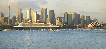 Queen Mary 2 on maiden voyage arriving in Sydney Harbour, New South Wales, Australia, Pacific