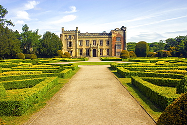 Elvaston Castle Country Park, approx 321 acres of open parkland, Elvaston, Derbyshire, England, United Kingdom, Europe