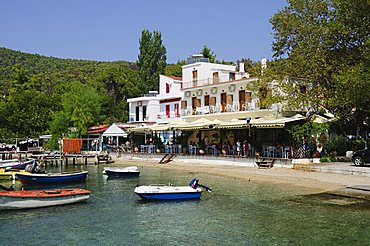 Small fishing harbour of Agnontas, Skopelos, Sporades Islands, Greek Islands, Greece, Europe