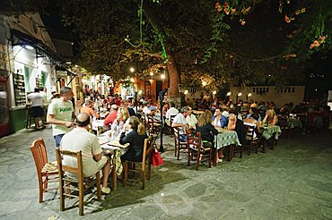 Taverna in Skopelos Town at night, Skopelos, Sporades Islands, Greek Islands, Greece, Europe