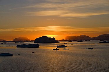 Sunrise on ice in the Antarctic Sound, The Antarctic Peninsula, Antarctica, Polar Regions