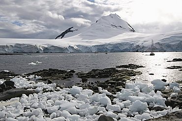 Jougla Point near Port Lockroy, Antarctic Peninsula, Antarctica, Polar Regions