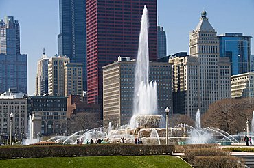 Buckingham Fountain in Grant Park, Chicago, Illinois, United States of America, North America