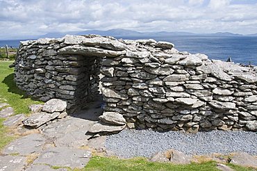 Dunbeg Fort, possibly Bronze Age, Dingle Peninsula, County Kerry, Munster, Republic of Ireland, Europe