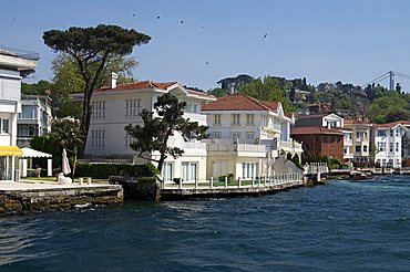 Houses on The Bosporus, Istanbul, Turkey, Europe