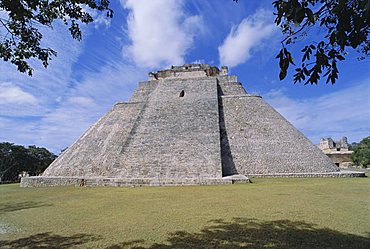 Magician's Pyramid at Mayan site of Uxmal, Yucatan, Mexico, Central America