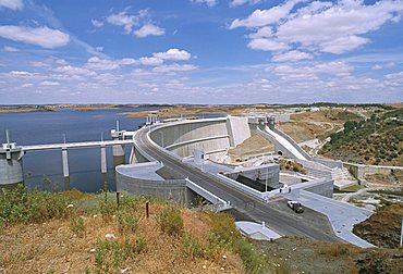 Alqueva Dam, Portugal's largest dam, near the Spanish border, Alentejo region, Portugal, Europe