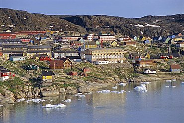 Town of Ilulissat, formerly Jacobshavn, west coast, Greenland, Polar Regions