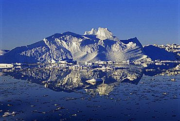 Icebergs from the icefjord, Ilulissat, Disko Bay, Greenland, Polar Regions