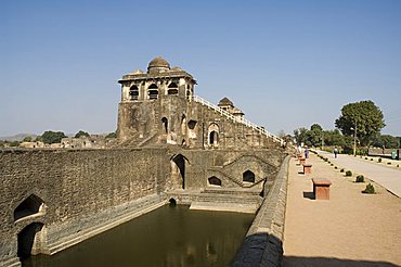 The Jahaz Mahal or Ships Palace in the Royal Enclave, Mandu, Madhya Pradesh state, India, Asia