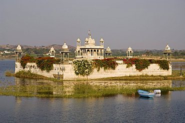 View of Pavilion in lake, Udai Vilas Palace, Dungarpur, Rajasthan state, India, Asia