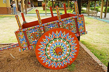 The crafts town of Sarchi famous for its decorative painting and ox carts, Central Highlands, Costa Rica, Central America