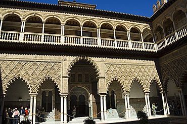 Patio de las Doncellas (Patio of the Maidens), Real Alcazar, UNESCO World Heritage Site, Santa Cruz district, Seville, Andalusia (Andalucia), Spain