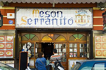 Tapas bars and restaurants in the El Arenal Area near the bull ring, Seville, Andalusia, Spain, Europe