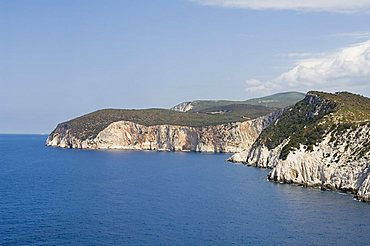 Amazing cliffs at Cape Lefkatas, Lefkada (Lefkas), Ionian Islands, Greek Islands, Greece, Europe