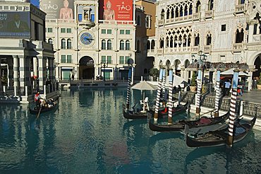 The Venetian Hotel, with gondoliers, on The Strip (Las Vegas Boulevard), Las Vegas, Nevada, United States of America, North America