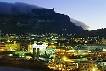 Victoria and Alfred Waterfront with Table Mountain behind, Cape Town, South Africa