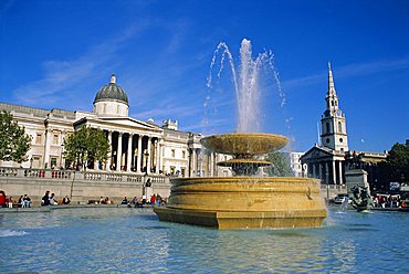 Fountains and the National Gallery, Trafalgar Square, London, England