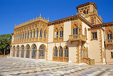 The John and Mable Ringling Museum of Art,  C'a d'Zan, built in Venetian style in 1924 by the famous circus millionaire John Ringling , Sarasota, Florida, USA