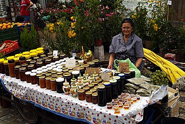 Honey stall in the market, Loule, Algarve, Portugal, Europe