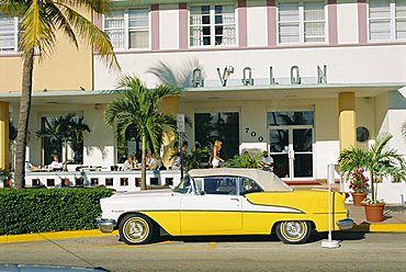 The Avalon Hotel, an Art Deco hotel on Ocean Drive, South Beach, Miami Beach, Florida, USA