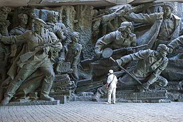 Sculpture, National Museum of the History of the Great Patriotic War 1941-1945, Kiev, Ukraine, Europe