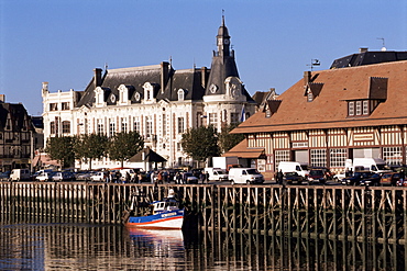 Waterfront and fish market, Trouville, Basse Normandie (Normandy), France, Europe