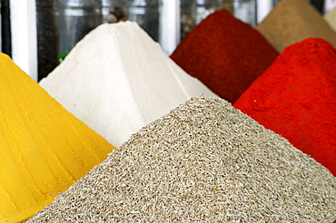 Spices for sale, Marrakesh, Morocco, North Africa, Africa