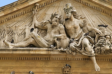 Pediment, ancient Grain Market hall, with statues representing Rhone and Durance rivers, and pigeons, Old Aix, Aix en Provence, France, Europe