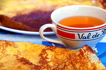 Typical Breton cider bowl, and pancake, Dinan, Cotes d'Armor, Brittany, France, Europe