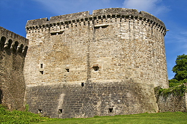 St. Catherine tower, city outer walls, fortified tower dating from the 13th century, Dinan, Brittany, France, Europe 