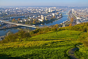 River Seine bends, with bridges, Lacroix Island and open air fairground, seen from Saint Catherine Hill, Rouen, Upper Normandy, France, Europe