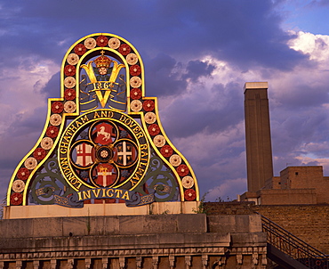 Railway sign on Blackfriars Bridge and Tate Modern behind, London, England, United Kingdom, Europe