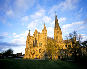 West front at dusk, Salisbury Cathedral, Wiltshire, England, United Kingdom, Europe