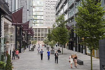 Shopping in the Avenue, Manchester, England, United Kingdom, Europe