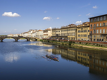 Rowers on the River Arno, Florence, Tuscany, Italy, Europe