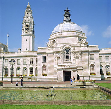 City Hall, Cardiff, Wales, United Kingdom, Europe