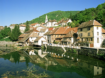 Village of Lods on the River Doubs, Franche Comte, France, Europe