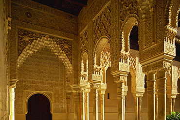 The Court of the Lions in the Alhambra Palace in Granada, UNESCO World Heritage Site, Andalucia, Spain, Europe