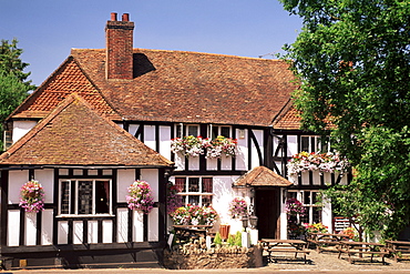 Village pub, Shere, Surrey, England, United Kingdom, Europe