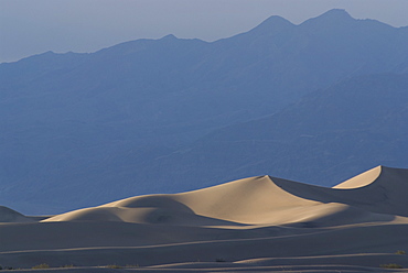 Sand dunes near Stovepipe Wells, Death Valley National Park, California, United States of America, North America