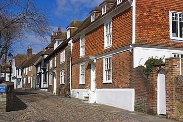 Typical street, next to St. Mary's Church, Rye, East Sussex, England, United Kingdom, Europe