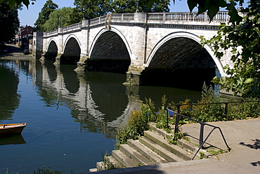 The bridge over the Thames at Richmond, Surrey, England, United Kingdom, Europe