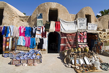 Craft market, Medenine, Tunisia, North Africa, Africa